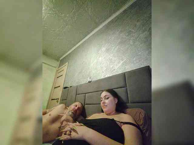 Cleopatra1990 webcam