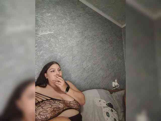 Cleopatra1990 webcam