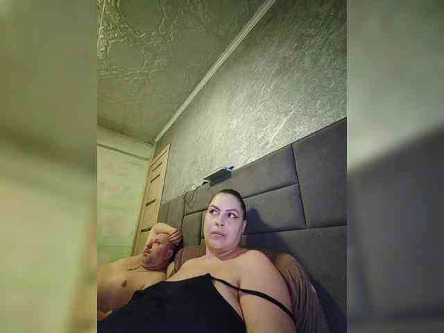 Cleopatra1990 webcam