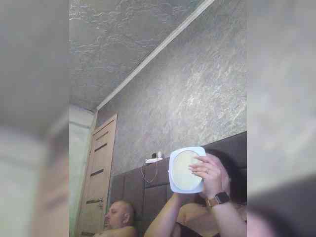 Cleopatra1990 webcam