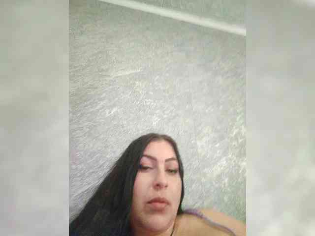 Cleopatra1990 webcam