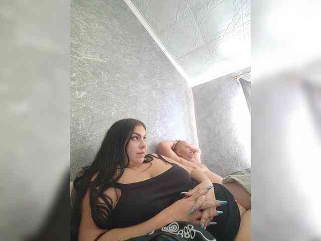 Cleopatra1990 webcam