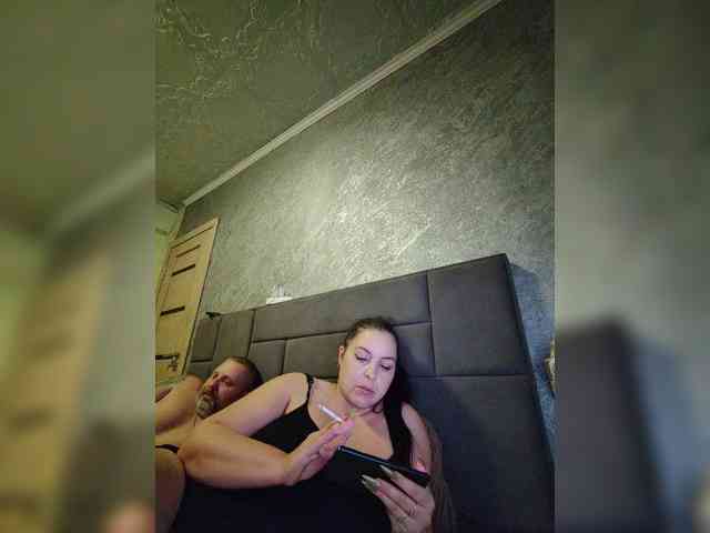 Cleopatra1990 webcam