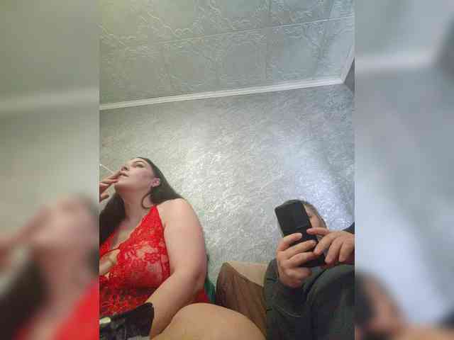 Cleopatra1990 webcam