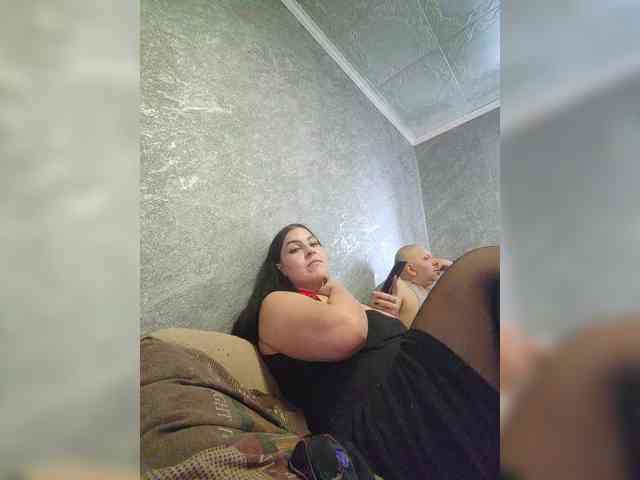 Cleopatra1990 webcam