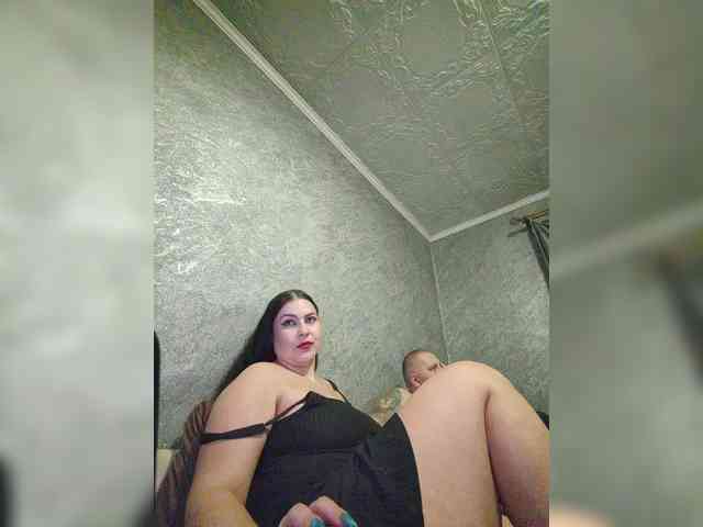 Cleopatra1990 webcam