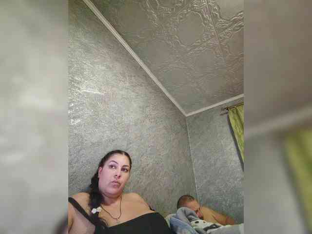 Cleopatra1990 webcam