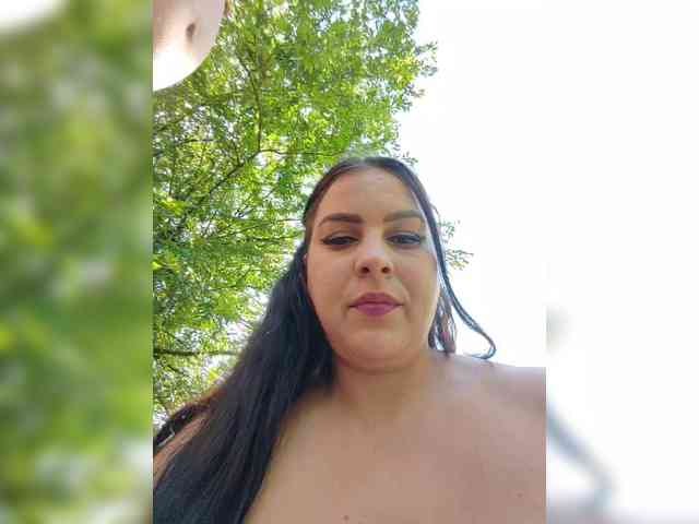 Cleopatra1990 webcam