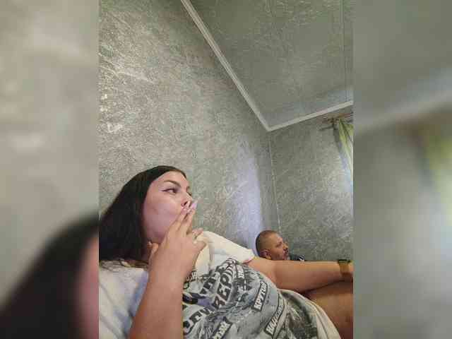 Cleopatra1990 webcam