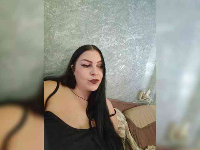 Cleopatra1990 webcam