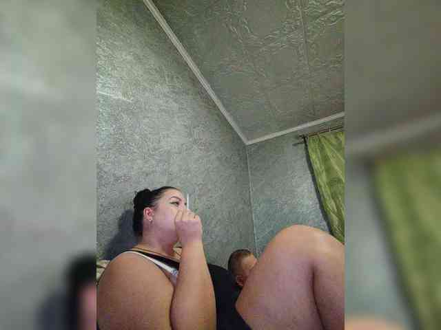 Cleopatra1990 webcam