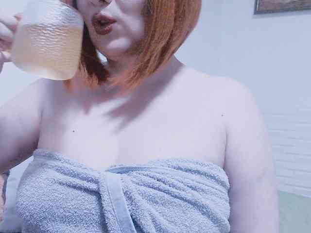 CrazyMary777 webcam