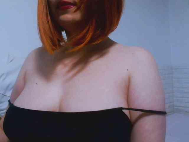 CrazyMary777 webcam