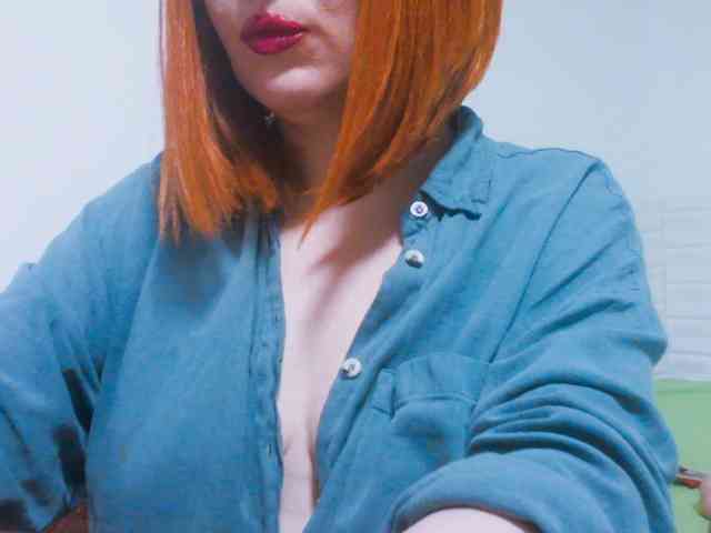 CrazyMary777 webcam