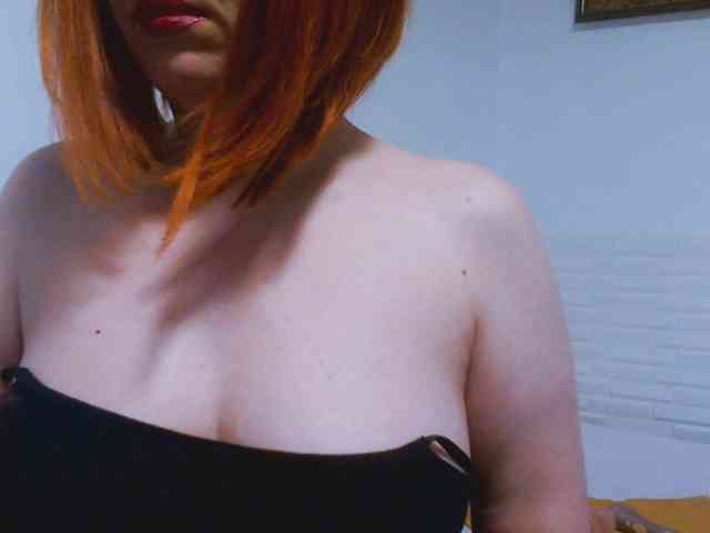 CrazyMary777 webcam