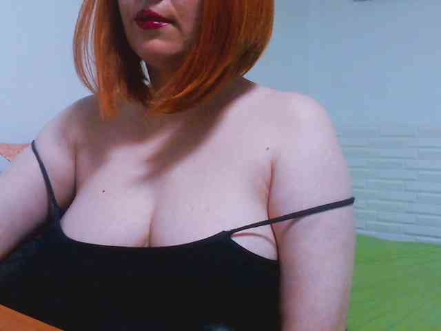 CrazyMary777 webcam