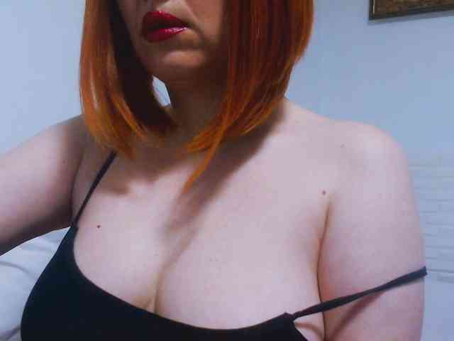 CrazyMary777 webcam