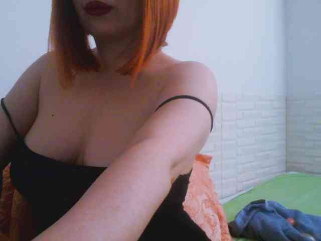 CrazyMary777 webcam