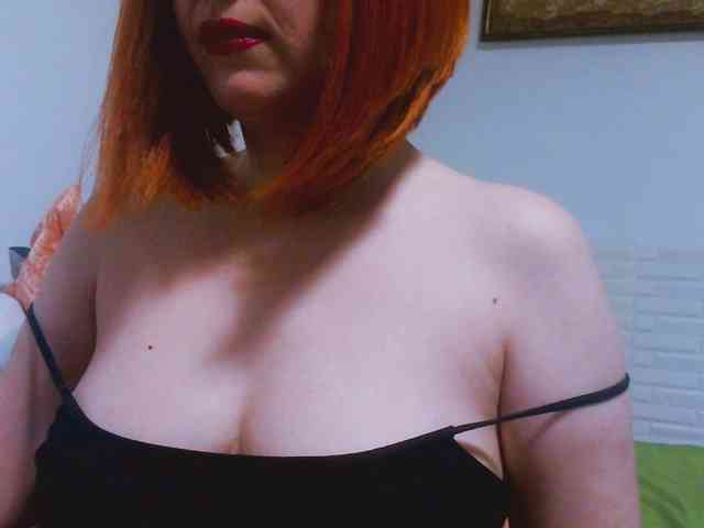 CrazyMary777 webcam