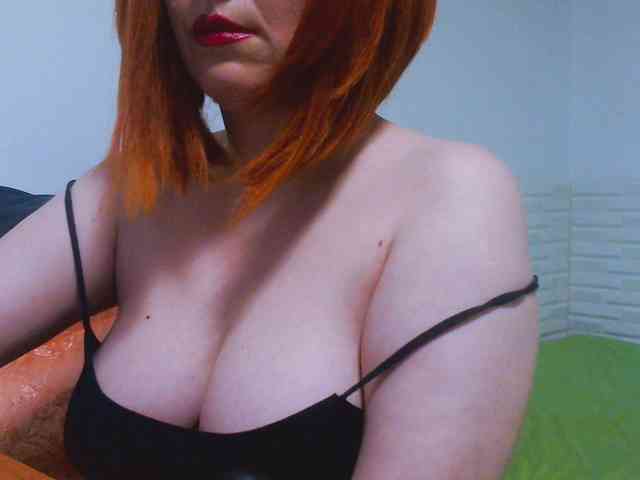 CrazyMary777 webcam