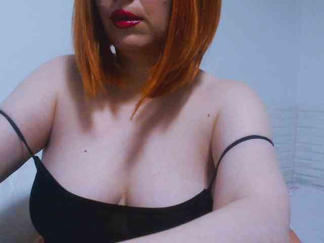 CrazyMary777 webcam