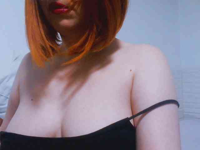 CrazyMary777 webcam