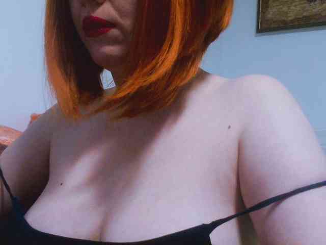 CrazyMary777 webcam