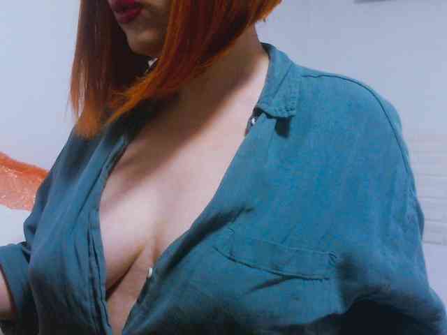 CrazyMary777 webcam