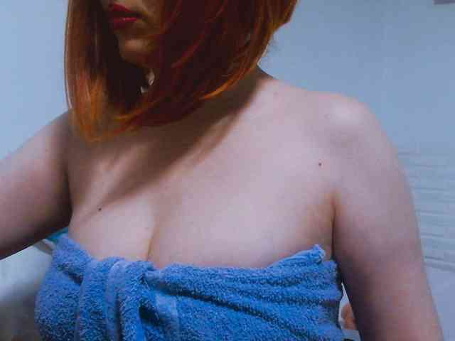 CrazyMary777 webcam