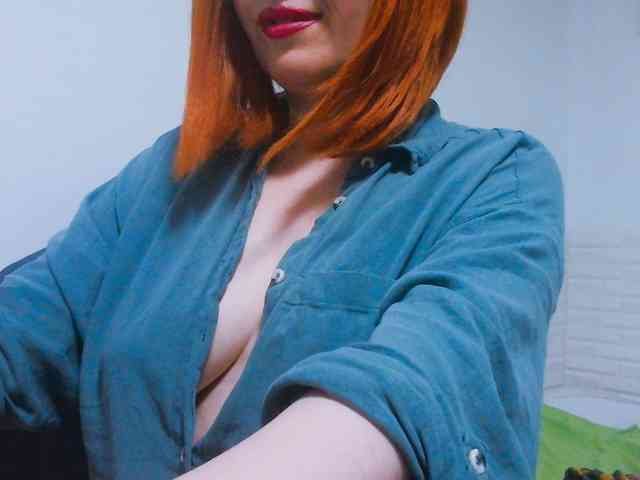 CrazyMary777 webcam
