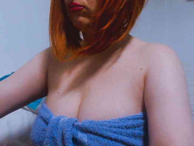 CrazyMary777 webcam