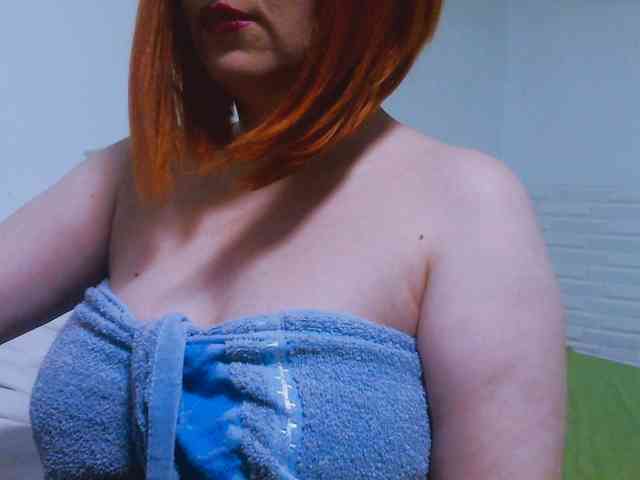 CrazyMary777 webcam