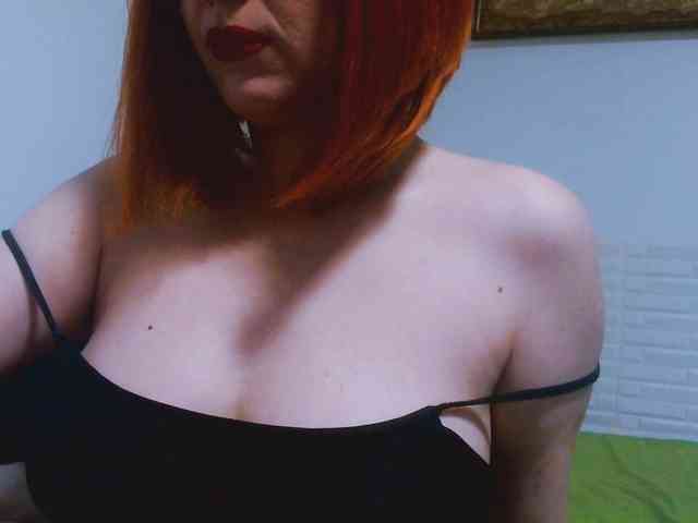 CrazyMary777 webcam