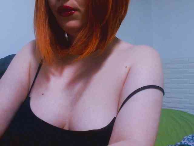 CrazyMary777 webcam