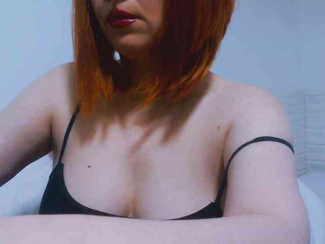 CrazyMary777 webcam