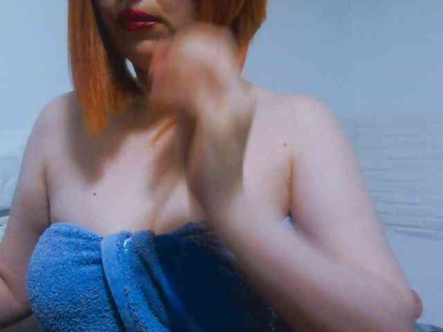 CrazyMary777 webcam