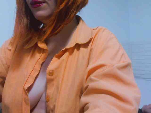 CrazyMary777 webcam