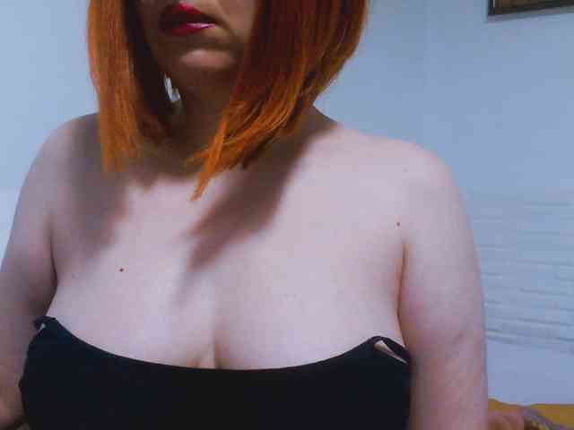 CrazyMary777 webcam
