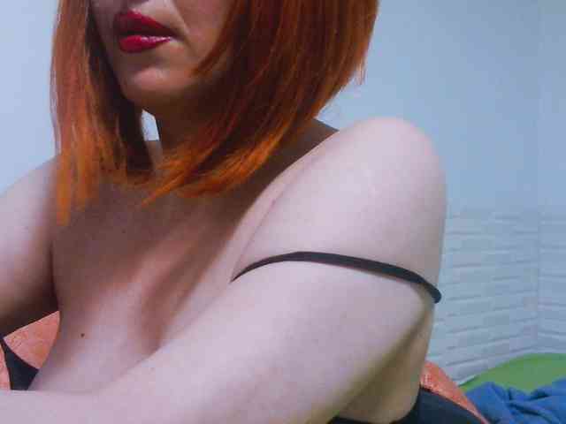 CrazyMary777 webcam
