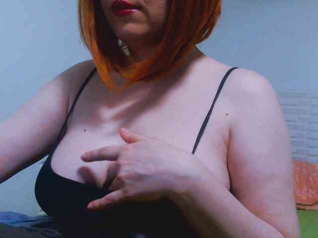 CrazyMary777 webcam