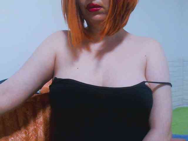 CrazyMary777 webcam