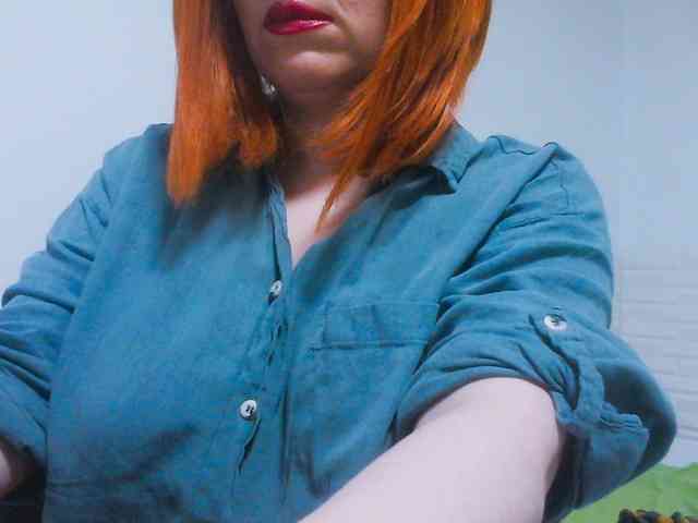 CrazyMary777 webcam