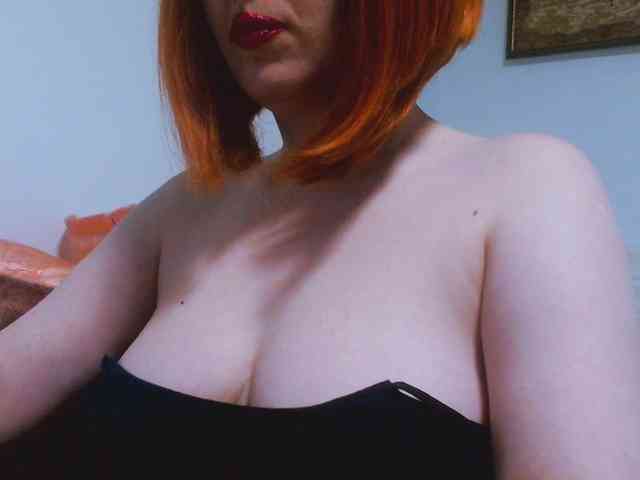 CrazyMary777 webcam