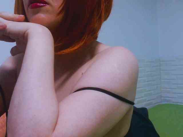CrazyMary777 webcam