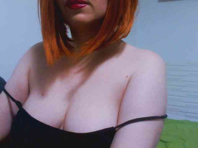 CrazyMary777 webcam