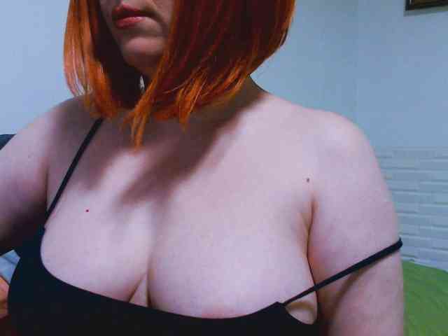 CrazyMary777 webcam
