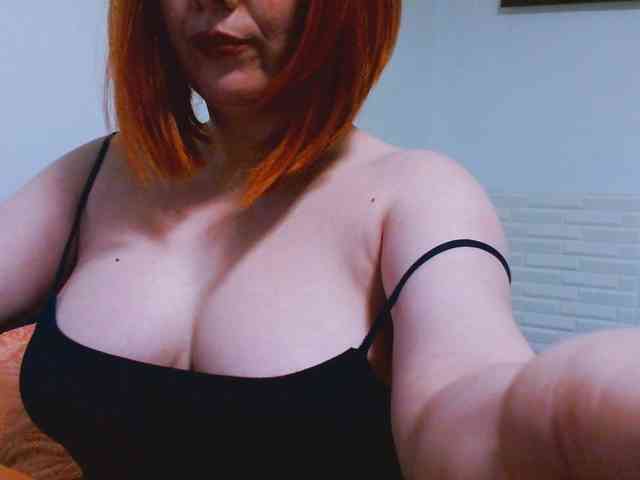 CrazyMary777 webcam