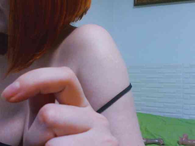 CrazyMary777 webcam