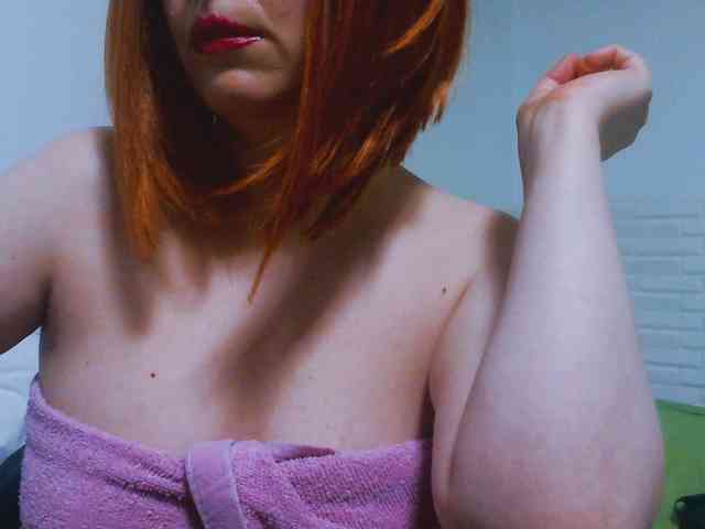 CrazyMary777 webcam
