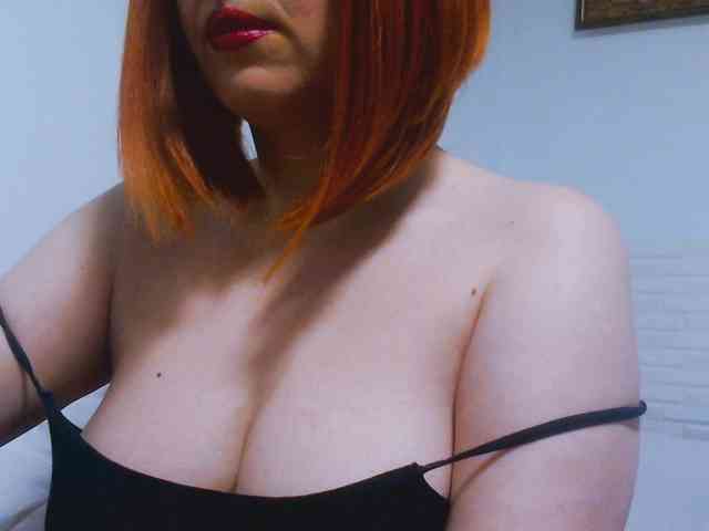 CrazyMary777 webcam